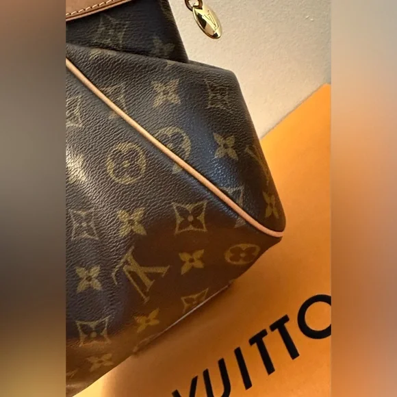 Louis Vuitton Tivoli PM Monogram EUC - Picture 6 of 15